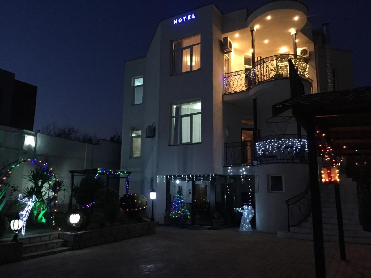 Villa Tiflisi Luaran gambar