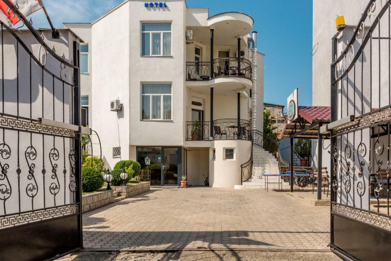 Villa Tiflisi Luaran gambar