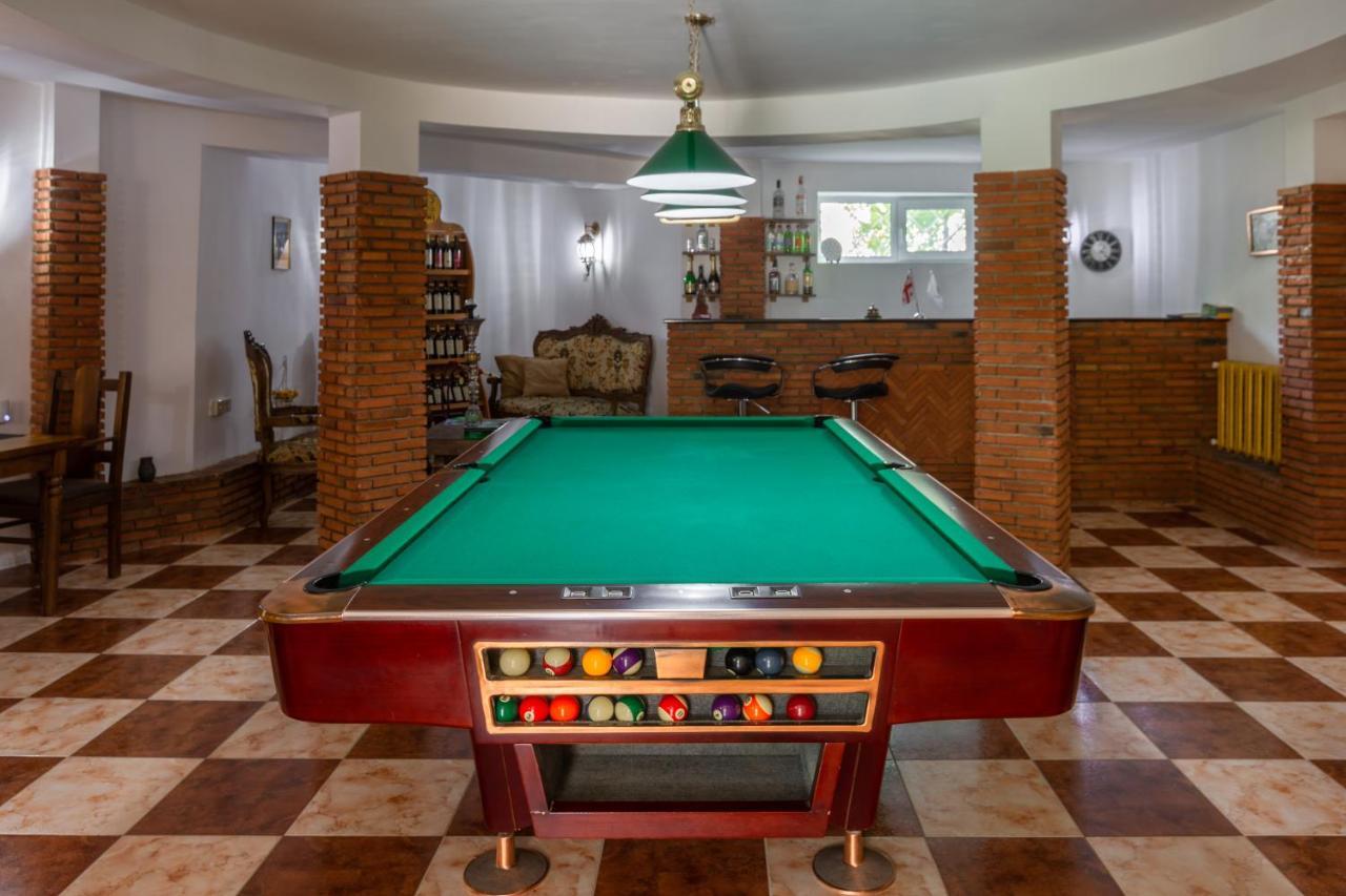 Villa Tiflisi Luaran gambar